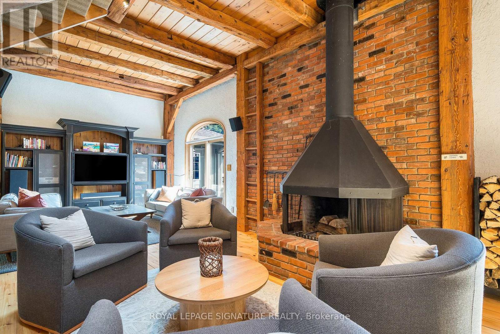 22 NEWTON WAY - Image 12
