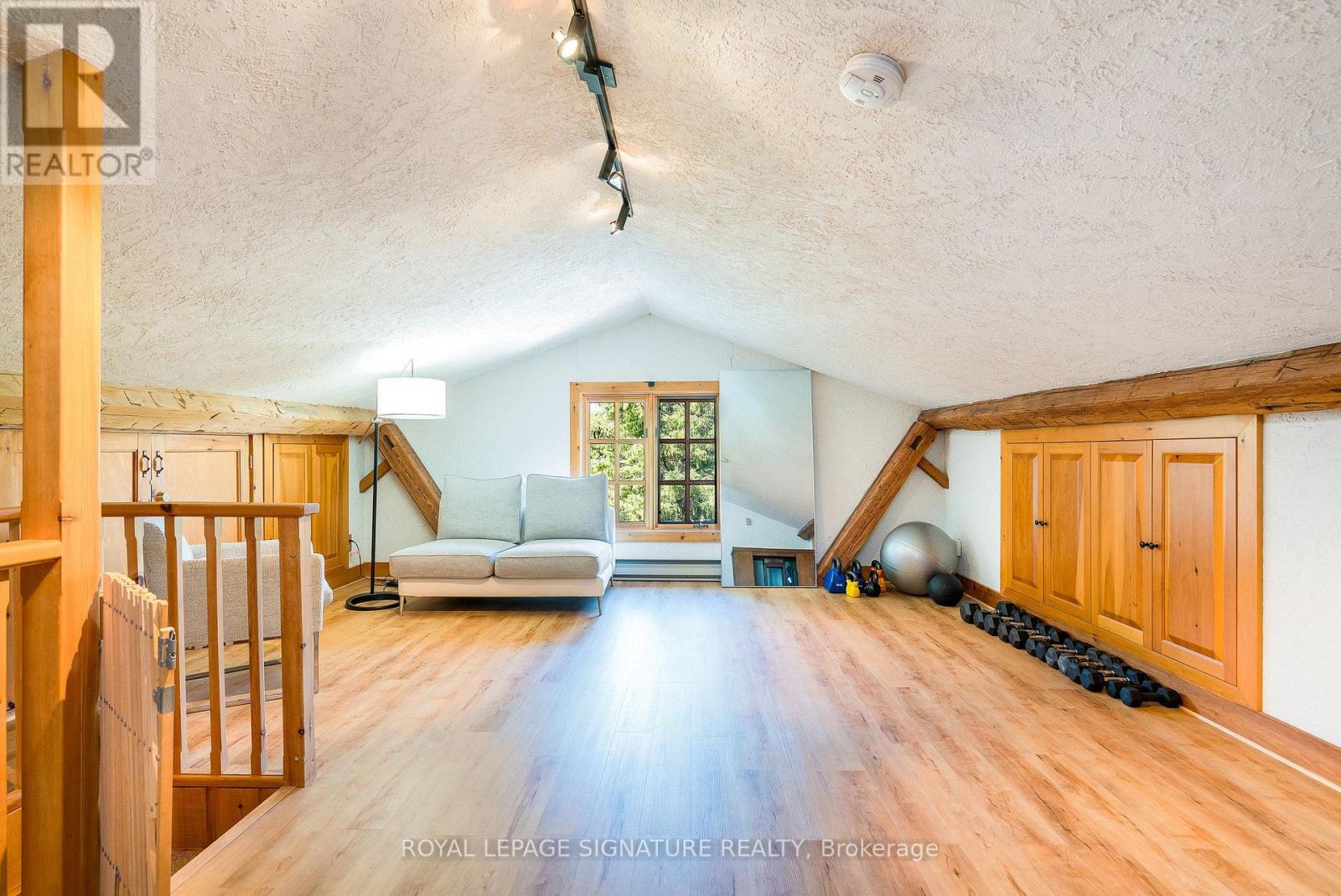 22 NEWTON WAY - Image 35