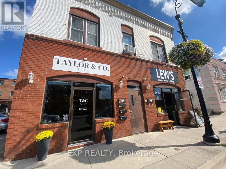 36 FRONT STREET N