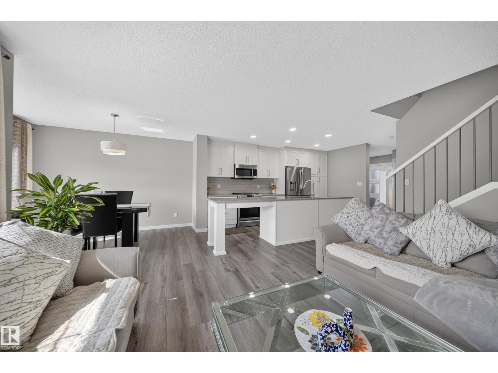 2366 WONNACOTT CR SW - 3