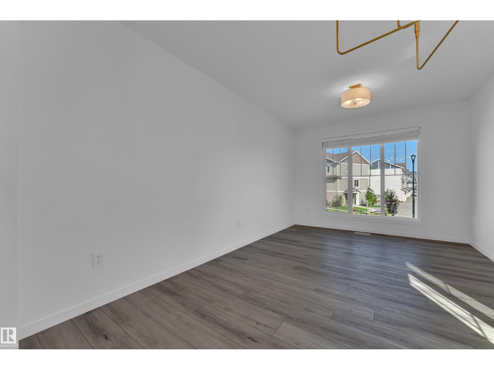 #64 17832 78 ST NW - 11