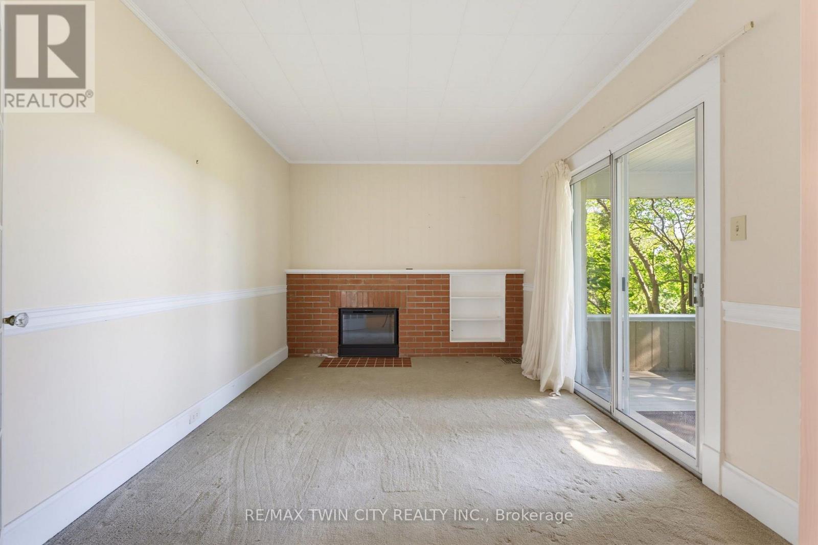 321 PINEHURST ROAD - 19