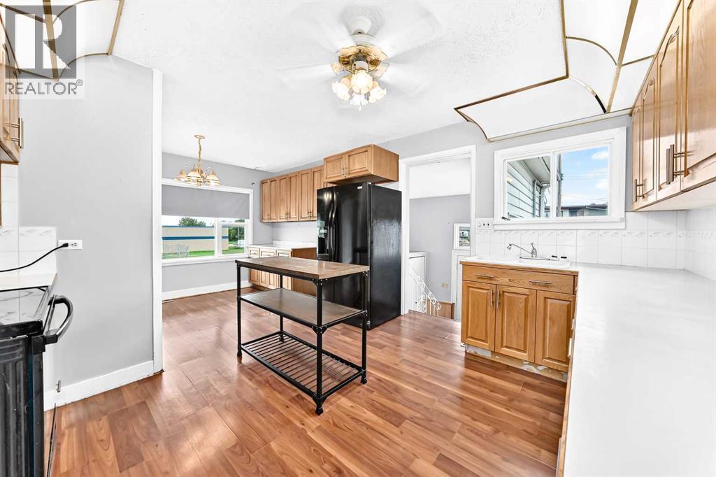 5040 46th Street, Innisfail