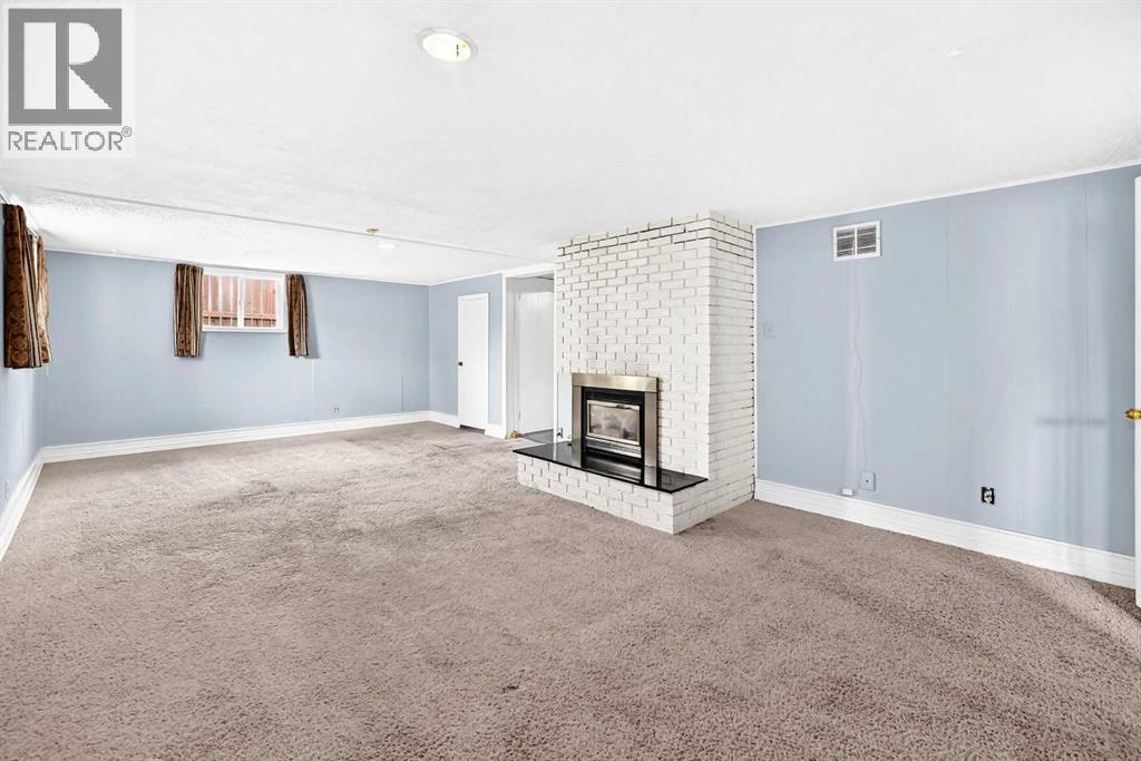 5040 46th Street, Innisfail