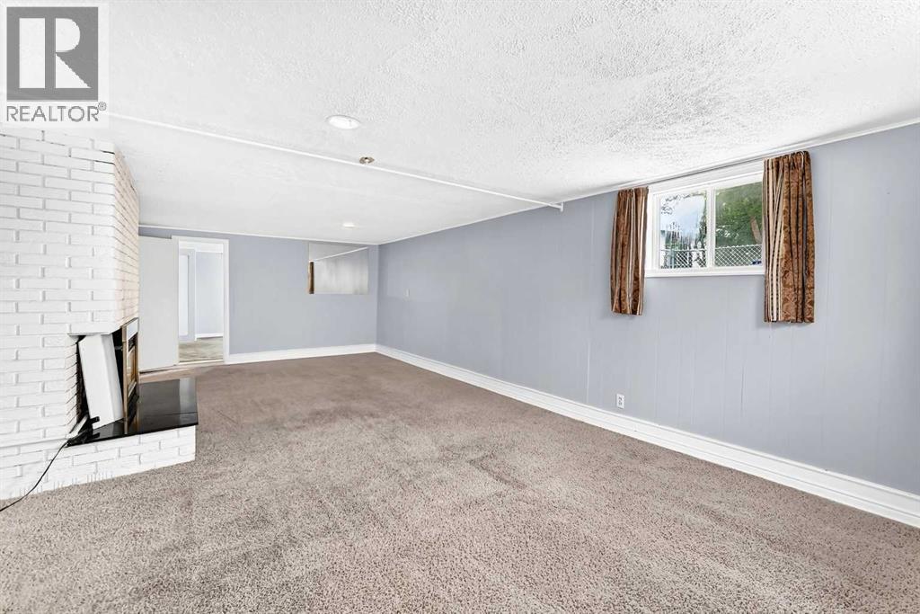 5040 46th Street, Innisfail