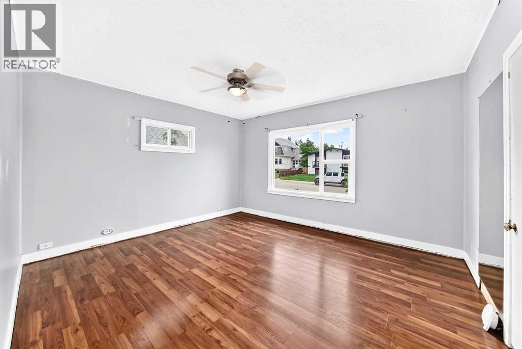 5040 46th Street, Innisfail
