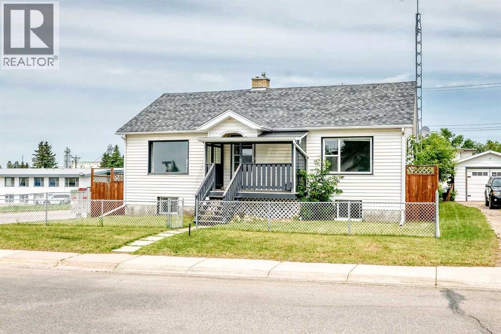 5040 46th Street, Innisfail