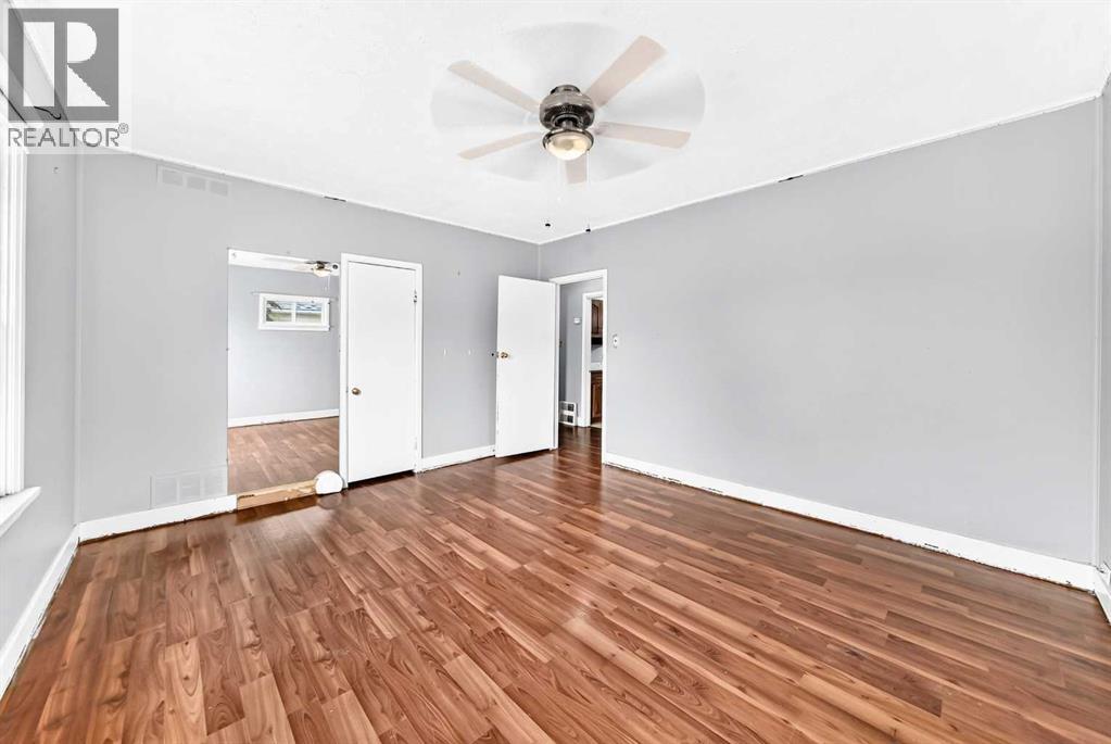 5040 46th Street, Innisfail