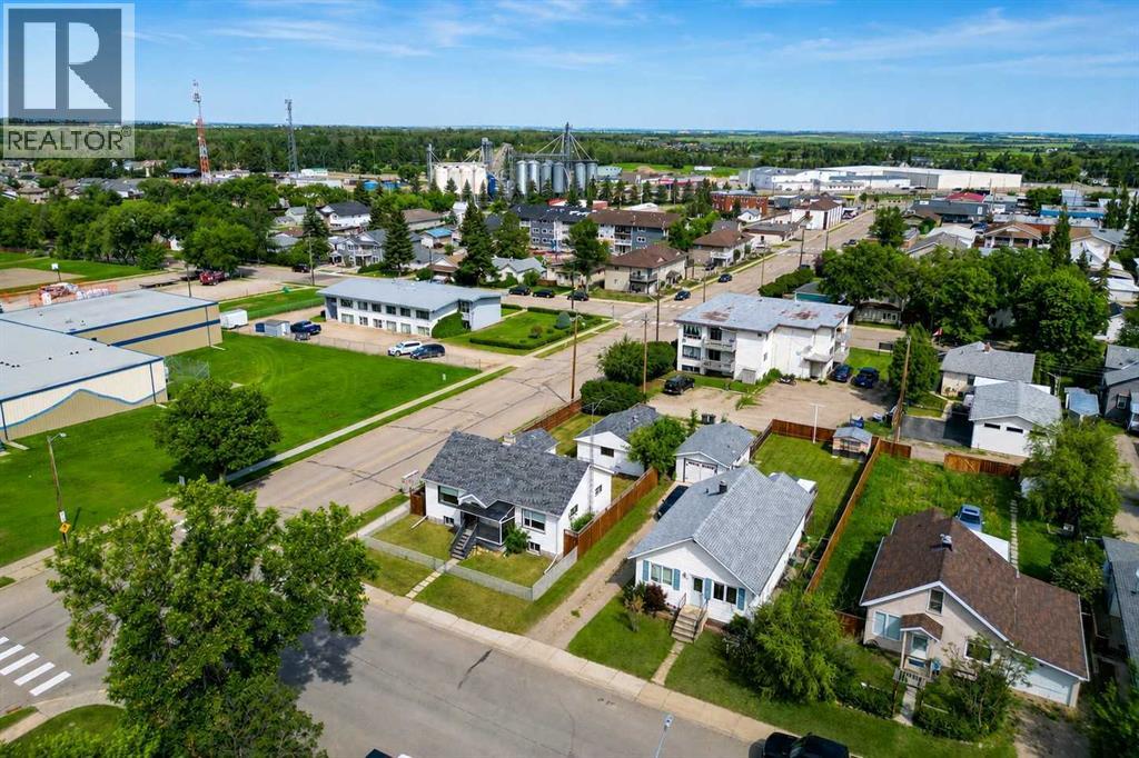 5040 46th Street, Innisfail