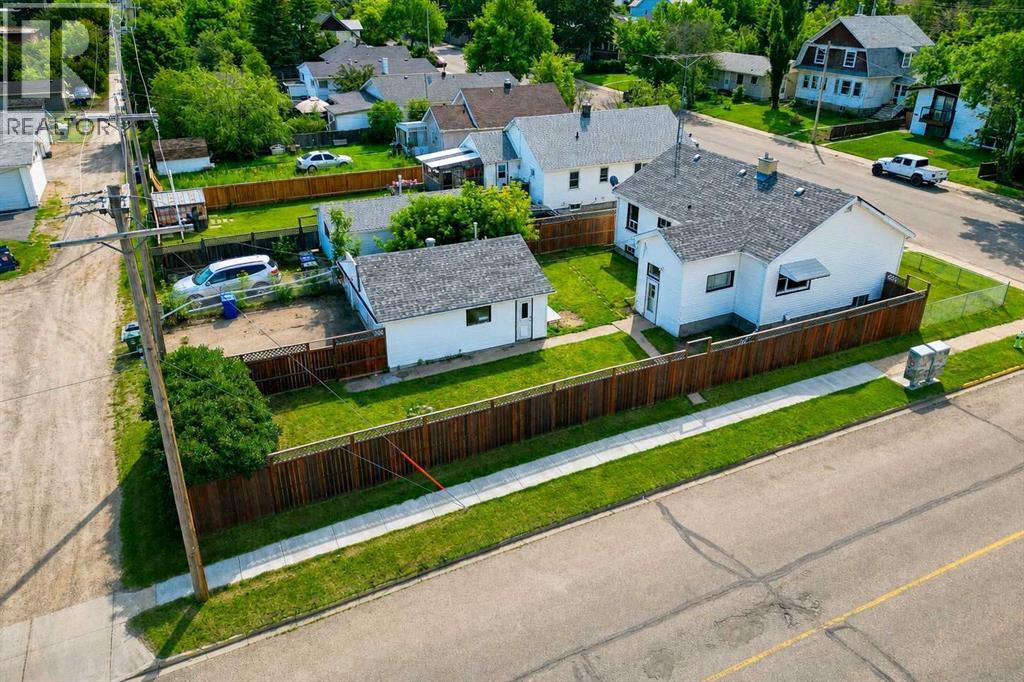 5040 46th Street, Innisfail