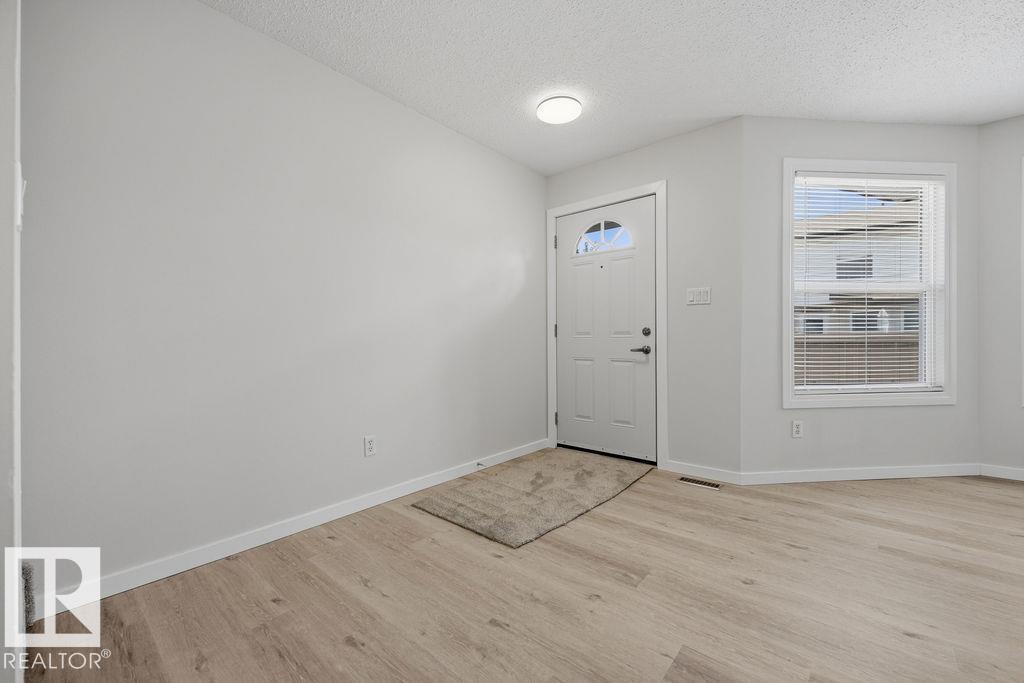 10473 24 AV NW, Ermineskin, Edmonton photo 3
