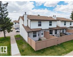 Row / Townhouse for sale at 10473 24 Av NW, Edmonton — MLS® E4501722