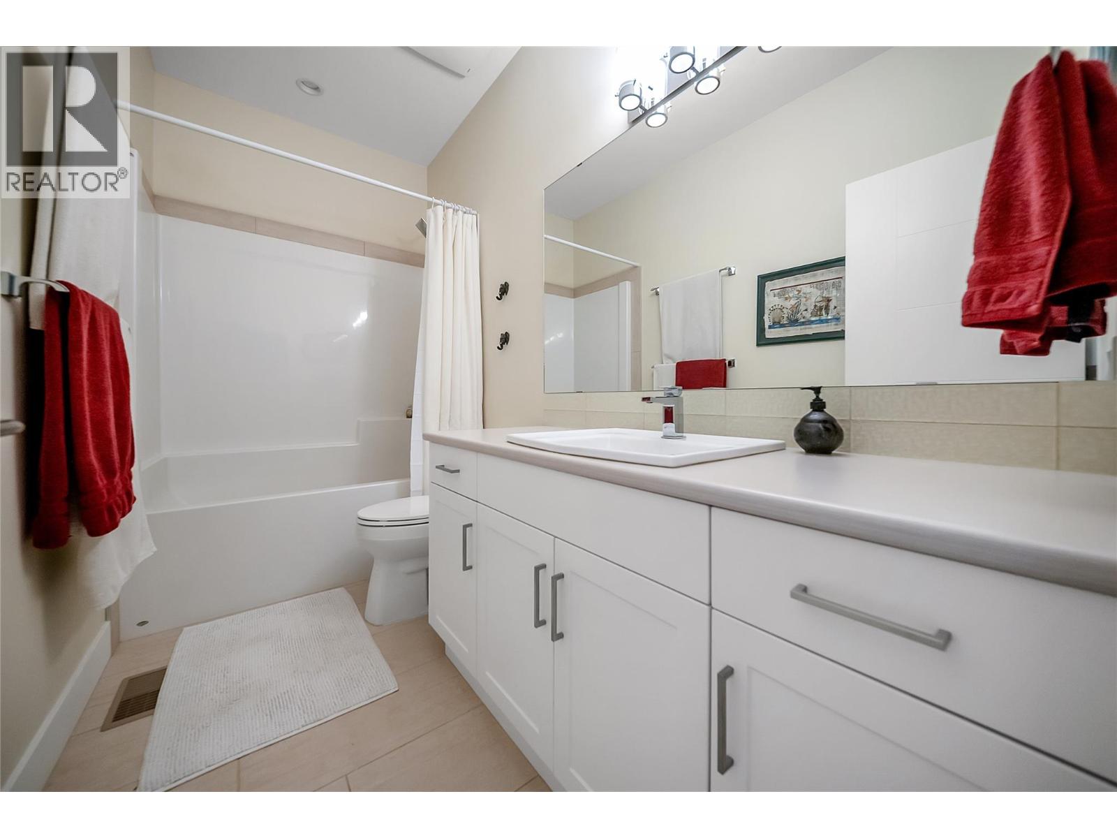 1102 Cameron Avenue Unit# 32, Kelowna