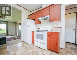 Kitchen - 69005 Range Road 64, Grovedale, AB T0H1X0 Photo 6