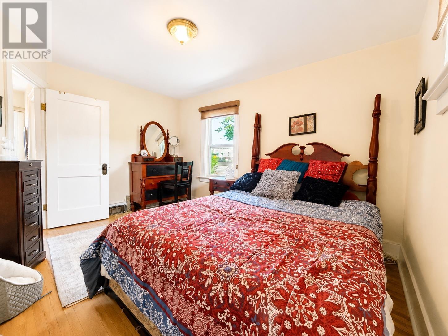362 Brodie ST N - Image 31