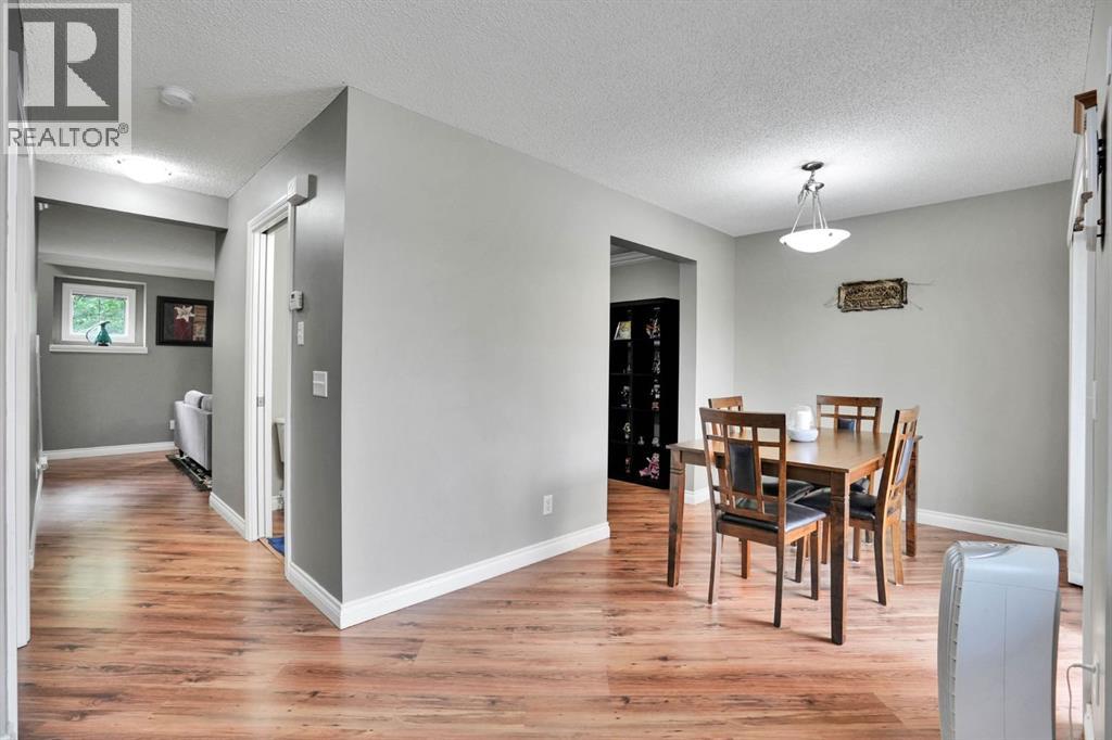 199 Cedarwood Lane SW - 16
