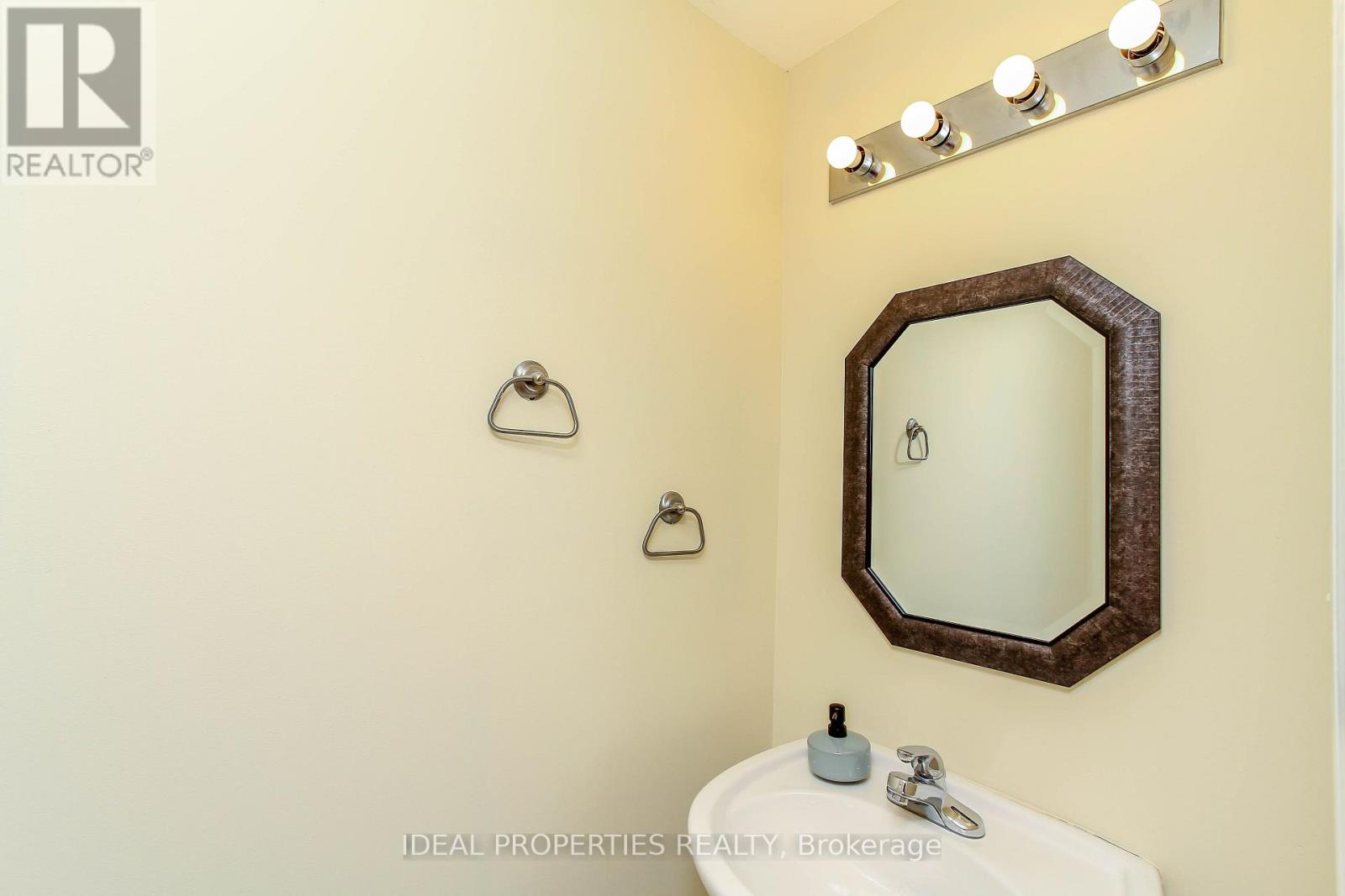 418 BEATRICE DRIVE - 23