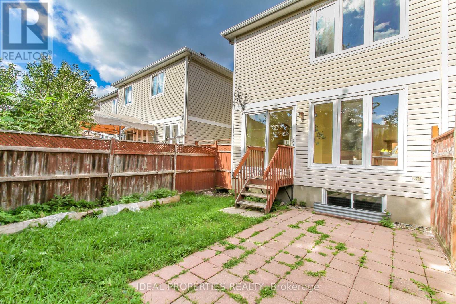 418 BEATRICE DRIVE - 43