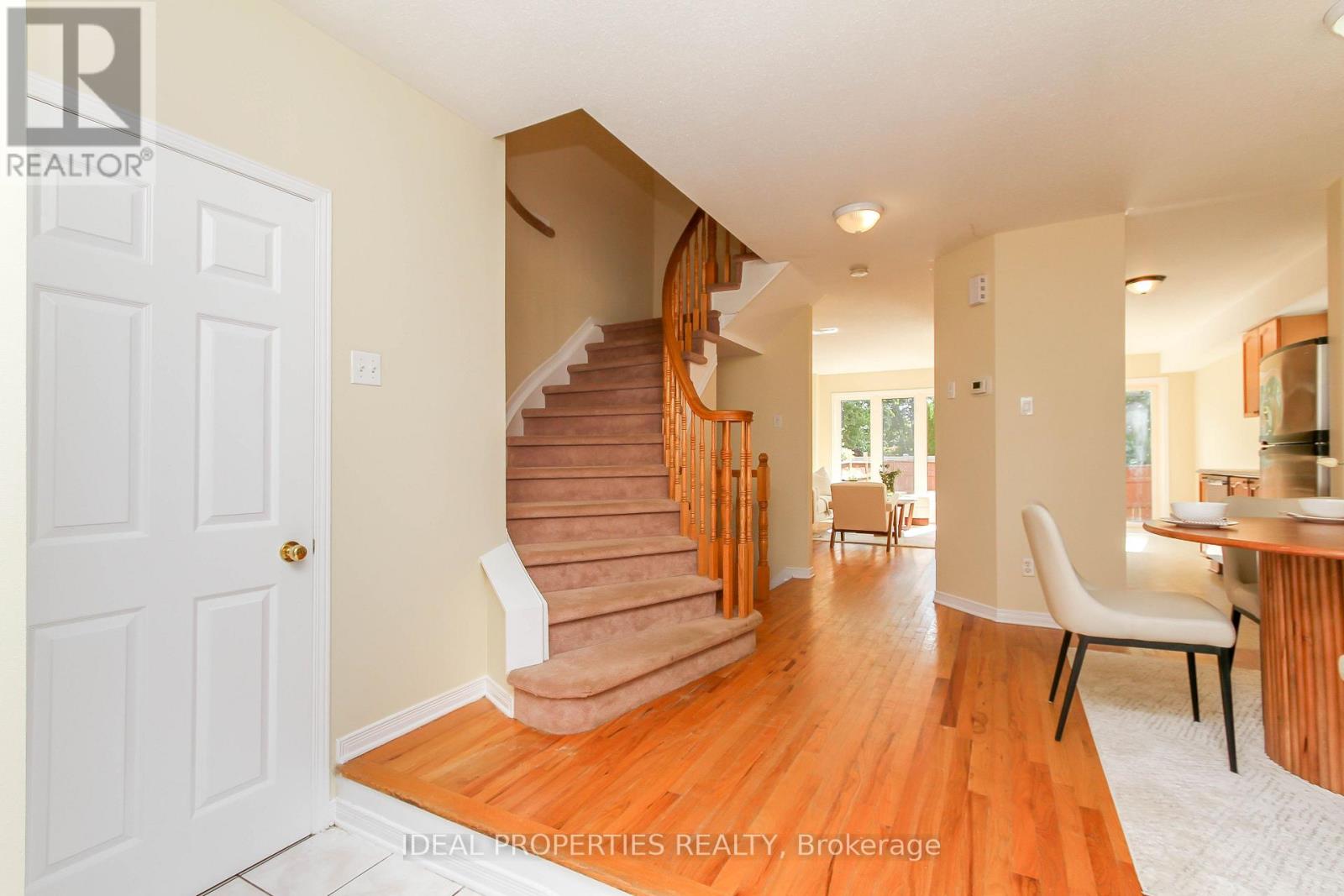 418 BEATRICE DRIVE - 7