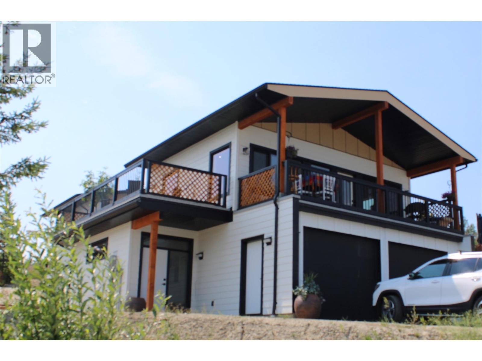  2545 Panoramic Way, Blind Bay