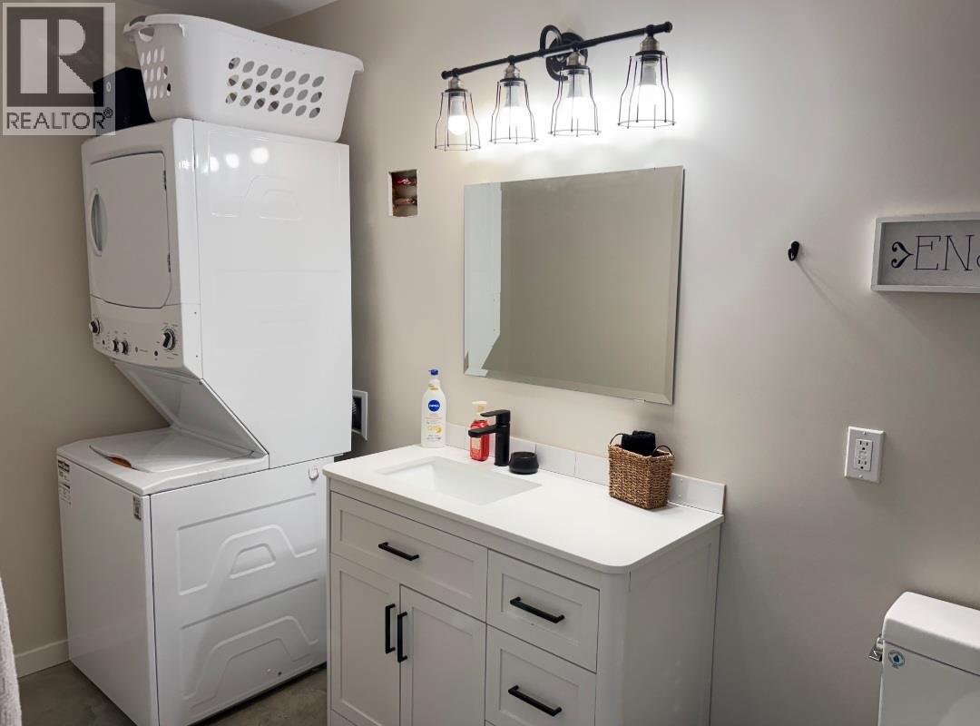  2545 Panoramic Way, Blind Bay