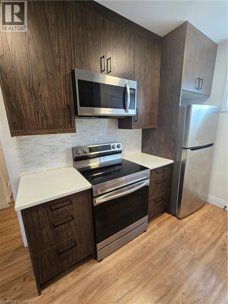 33 CHURCH Street E Unit# 33B (lower unit) — photo 3