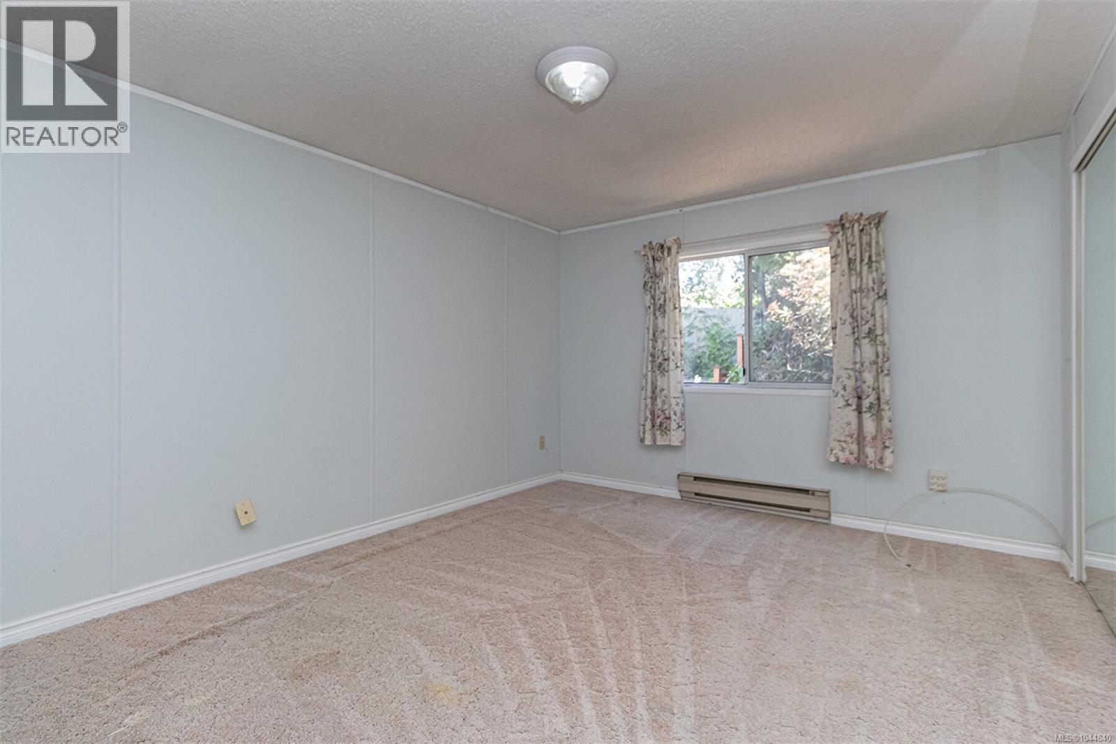 #23 7583 Central Saanich Rd - 20