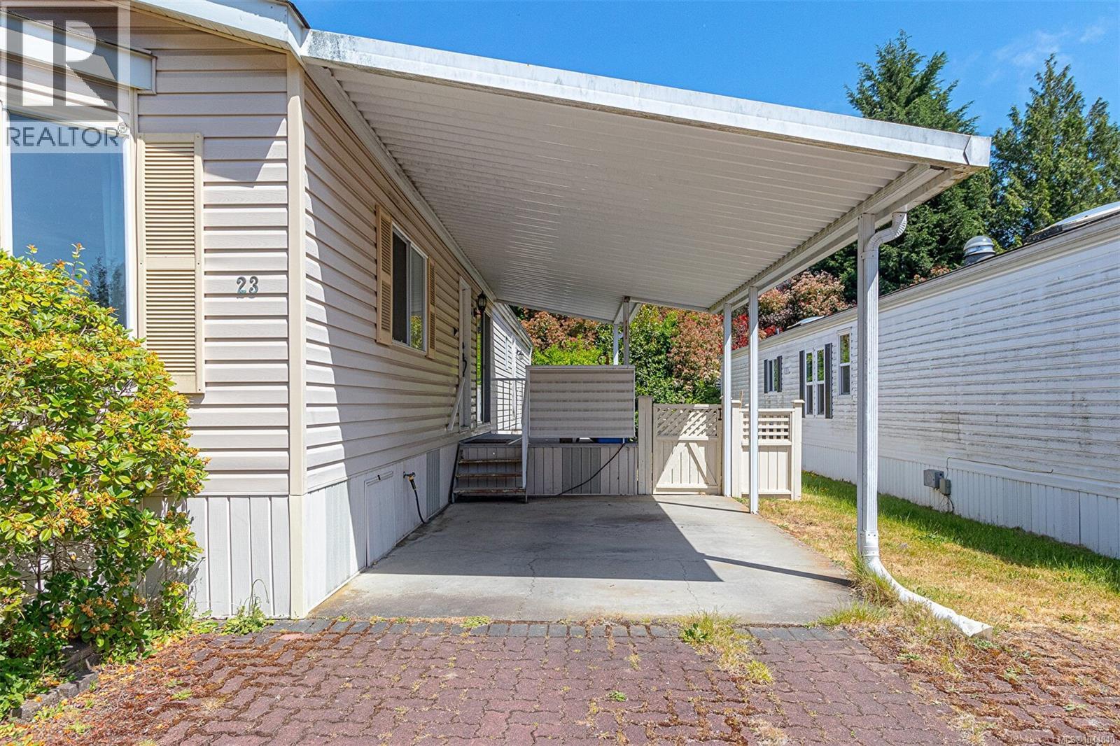 #23 7583 Central Saanich Rd - Image 7