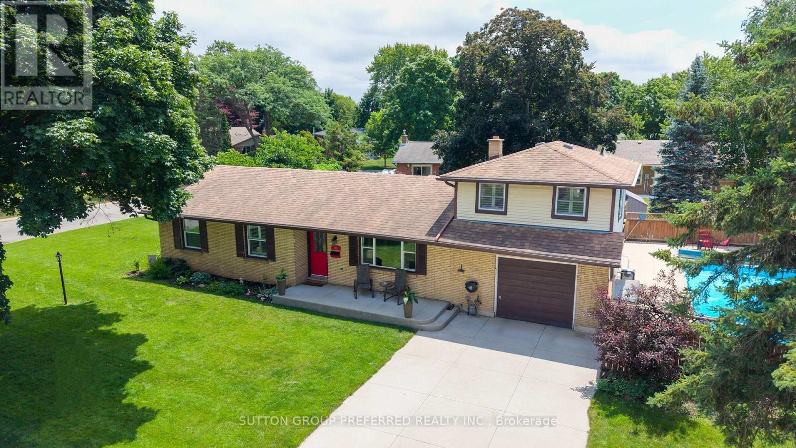 90 GLENBURNIE CRESCENT