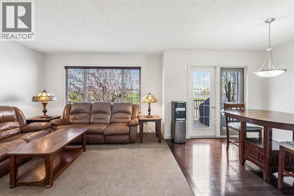 150 River Heights Crescent, Cochrane