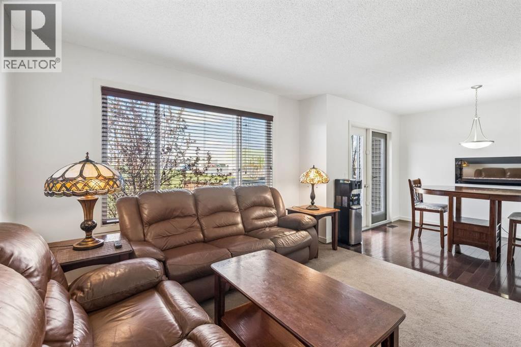 150 River Heights Crescent, Cochrane
