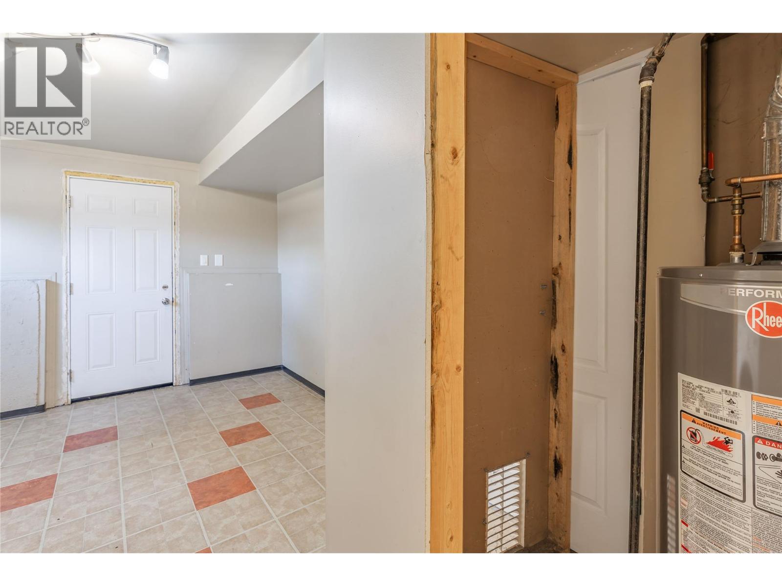 240 Petch Road, Kelowna