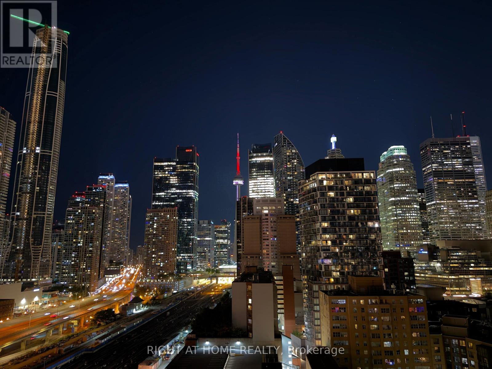 #1604 1 MARKET STREET - 27