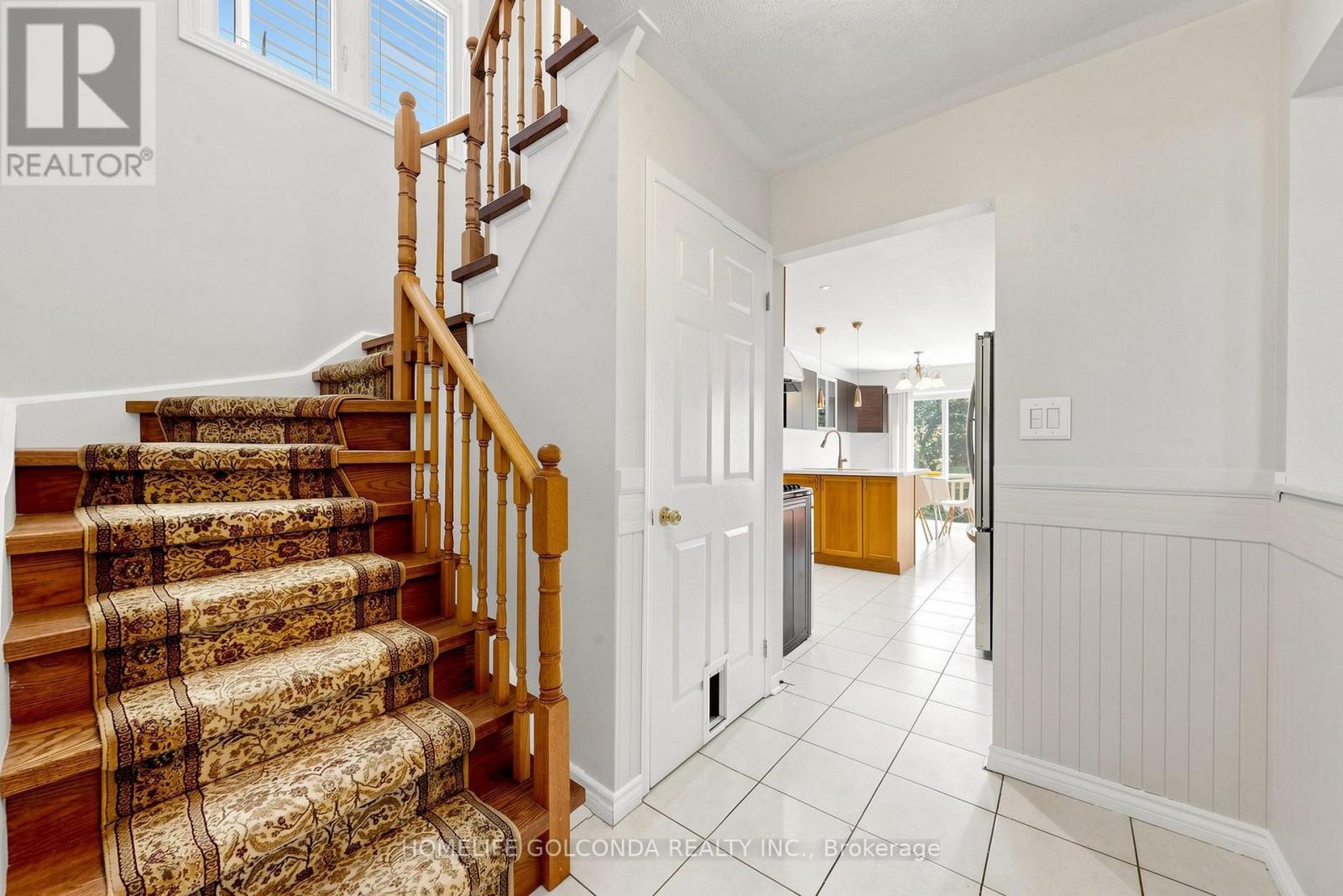 933 GLENBOURNE COURT - 10