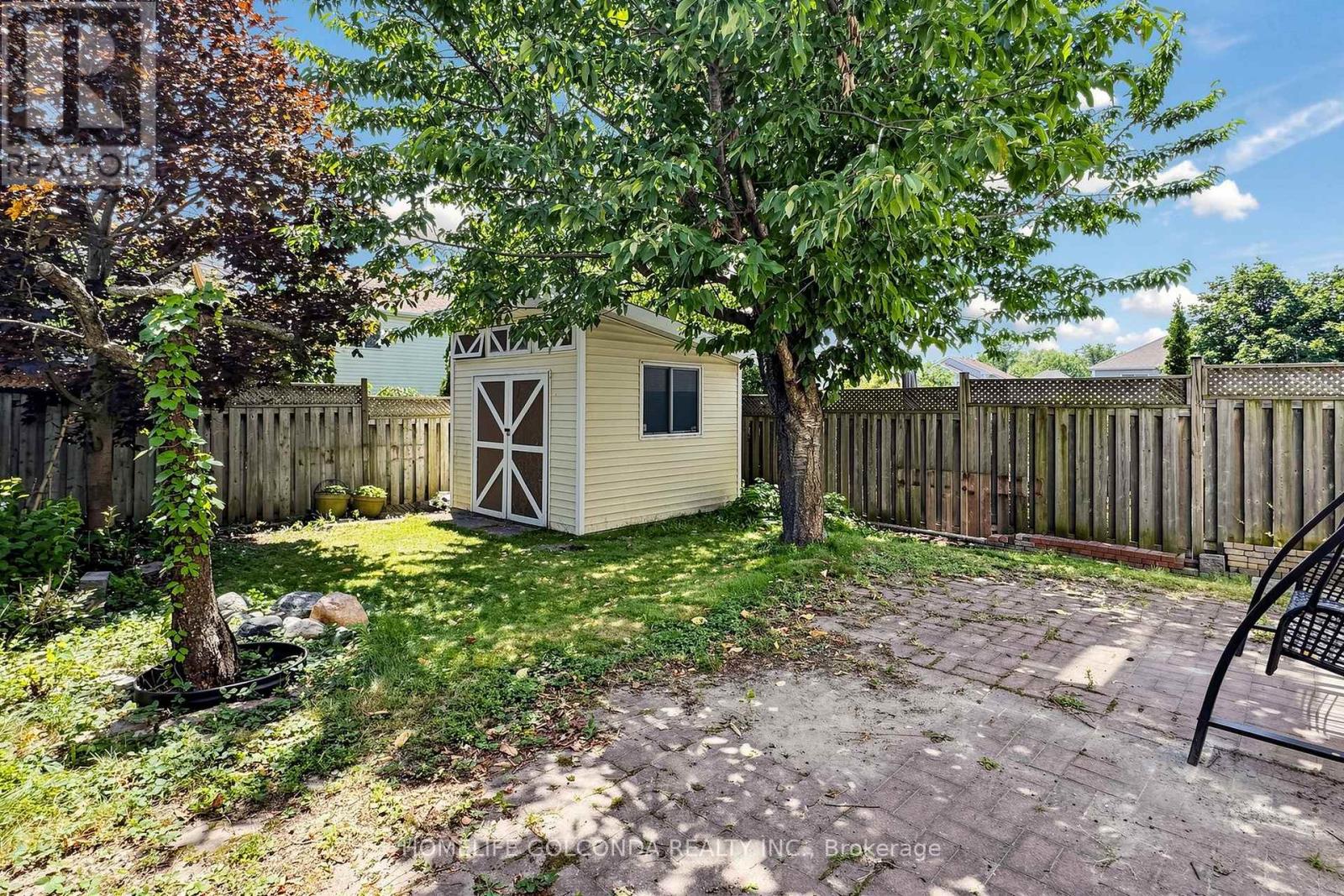 933 GLENBOURNE COURT - 16