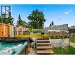 9 Ross Place, Crossfield, AB T0M0S0 Photo 34