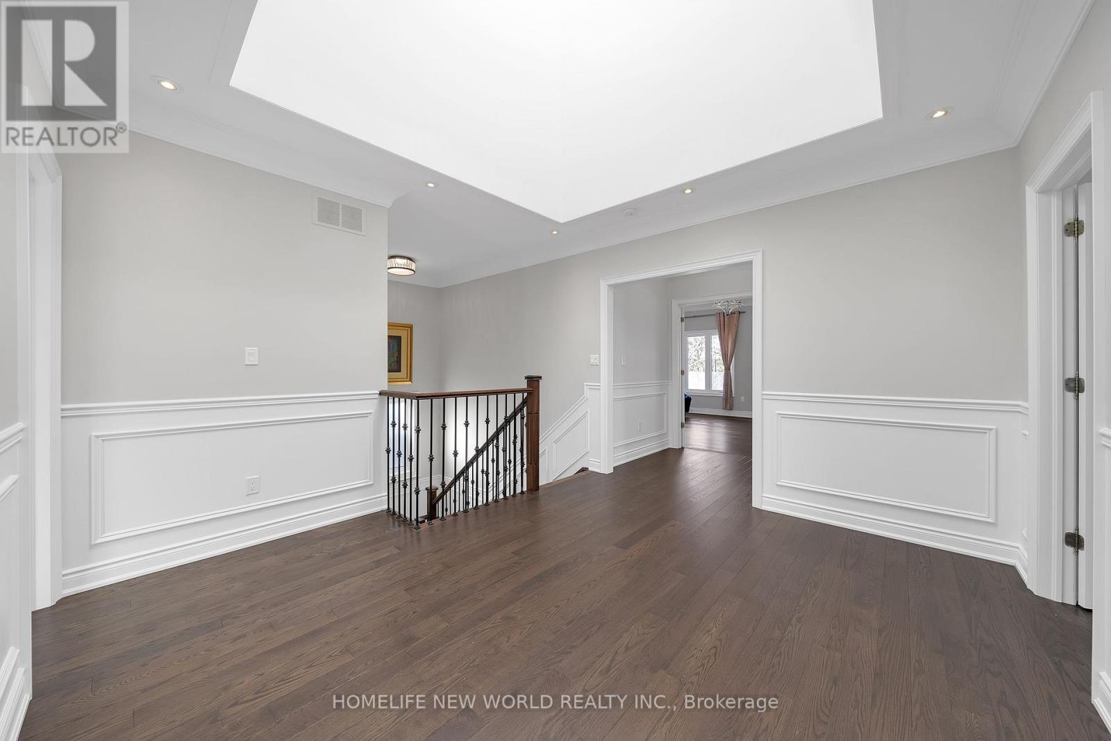 10 STANCROFT DRIVE - 22