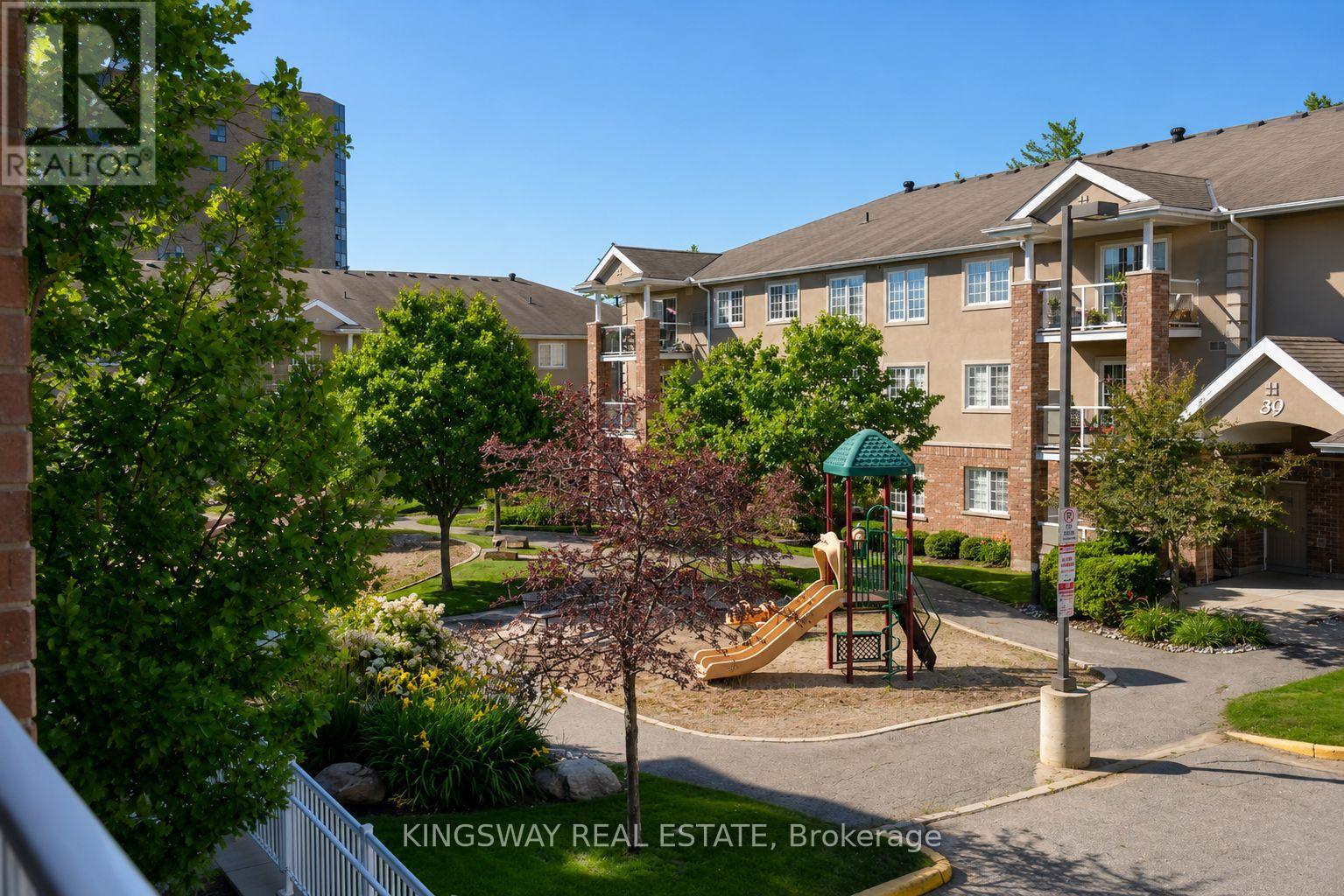 #19 41 COULTER STREET - Image 15