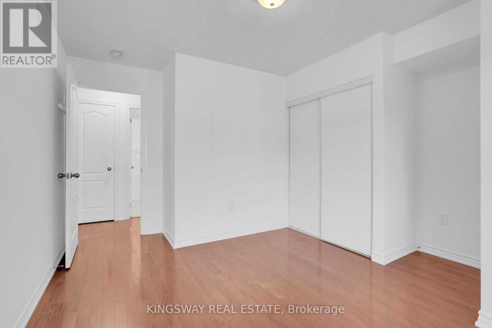 #19 41 COULTER STREET - Image 20