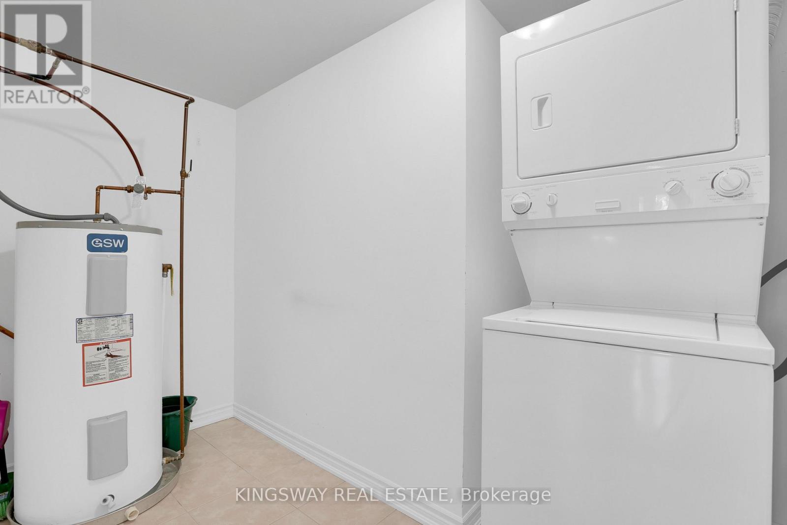 #19 41 COULTER STREET - Image 27