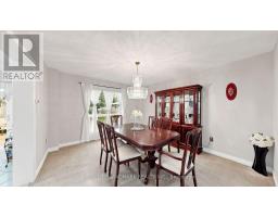 Bedroom 3 - 2590 Ambercroft Trail, Mississauga, ON L5M4K3 Photo 13