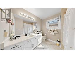2590 Ambercroft Trail, Mississauga, ON L5M4K3 Photo 35