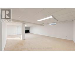 2590 Ambercroft Trail, Mississauga, ON L5M4K3 Photo 36