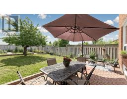 2590 Ambercroft Trail, Mississauga, ON L5M4K3 Photo 45