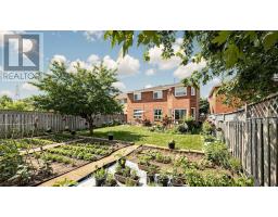 2590 Ambercroft Trail, Mississauga, ON L5M4K3 Photo 47