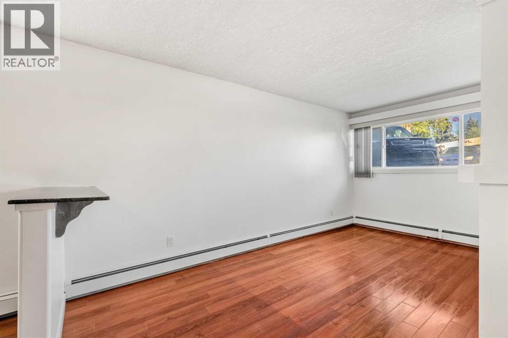 #14 2906 17 Avenue SW - 11