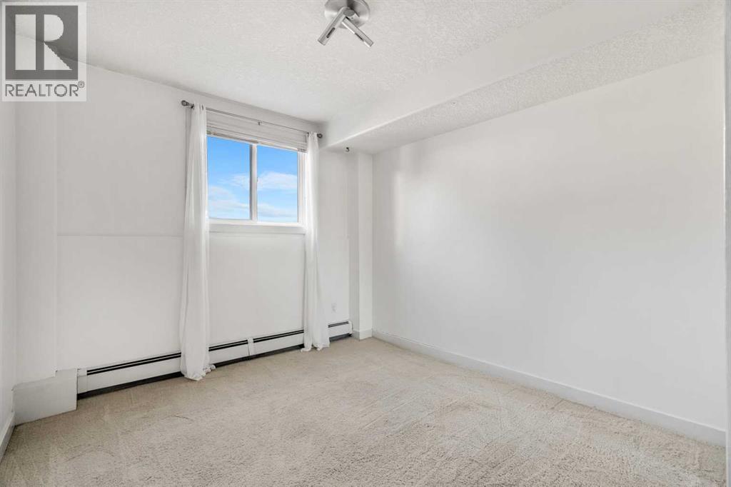 #14 2906 17 Avenue SW - 16