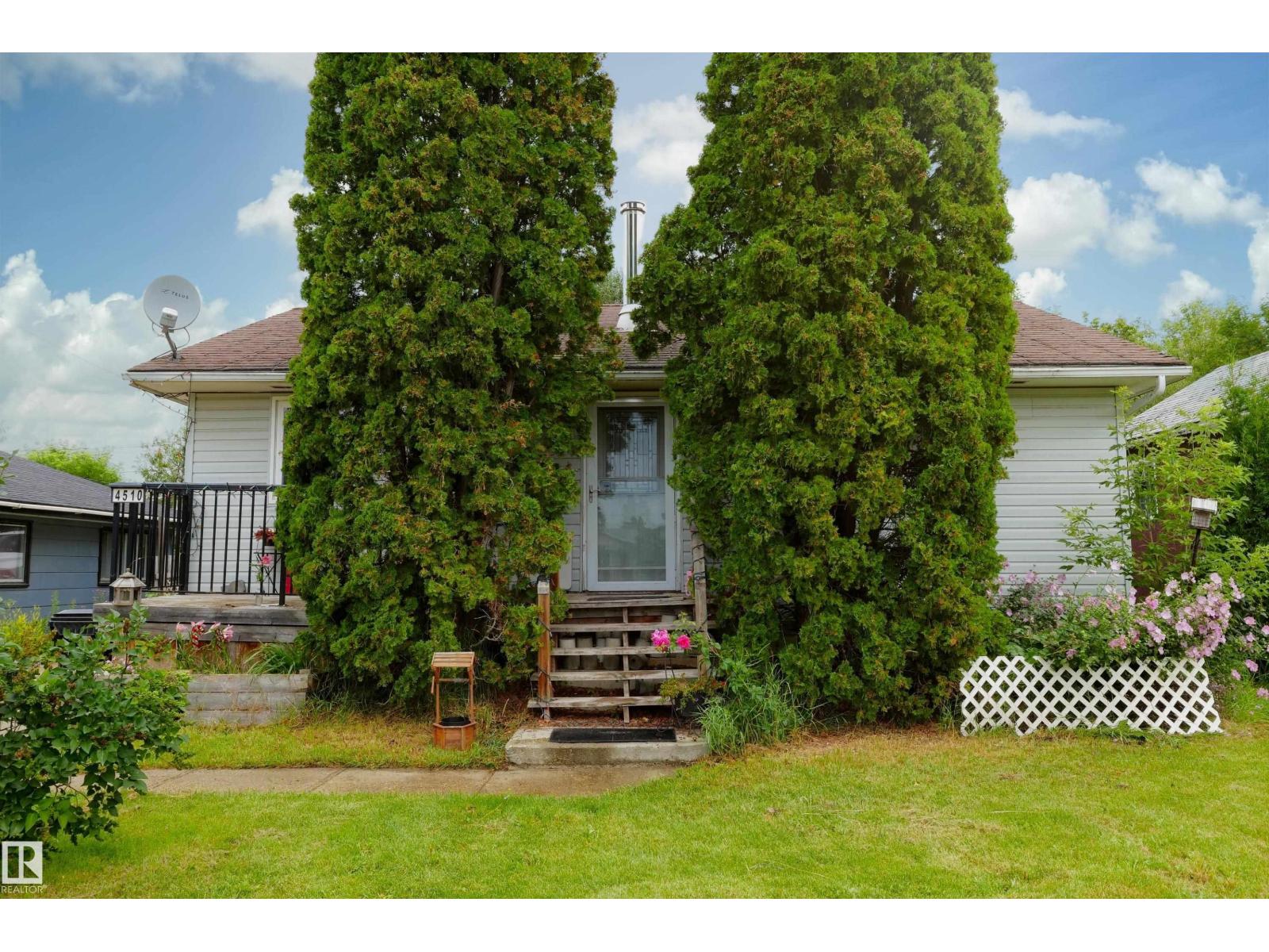 4510 55 Avenue - 1