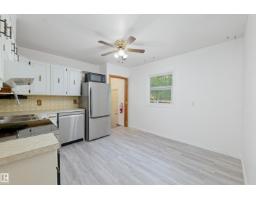 4510 55 Avenue, Barrhead, AB T7N1K1 Photo 10