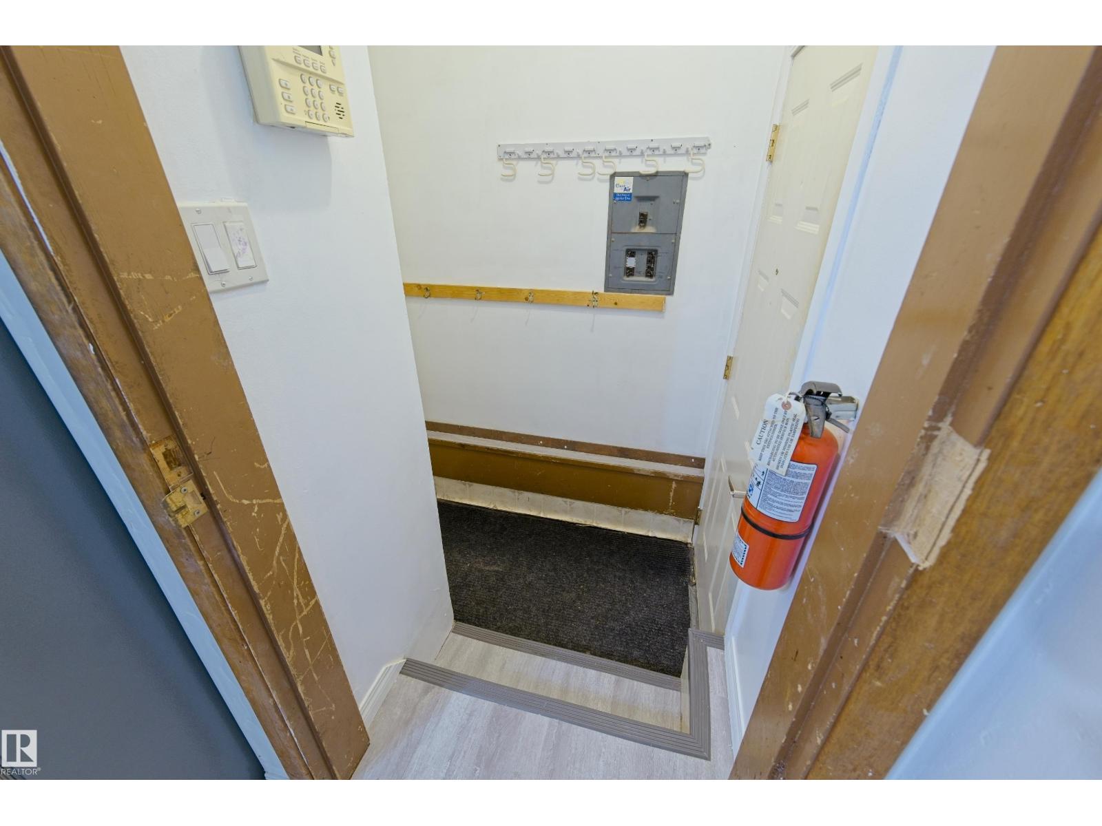 4510 55 Avenue - Image 21